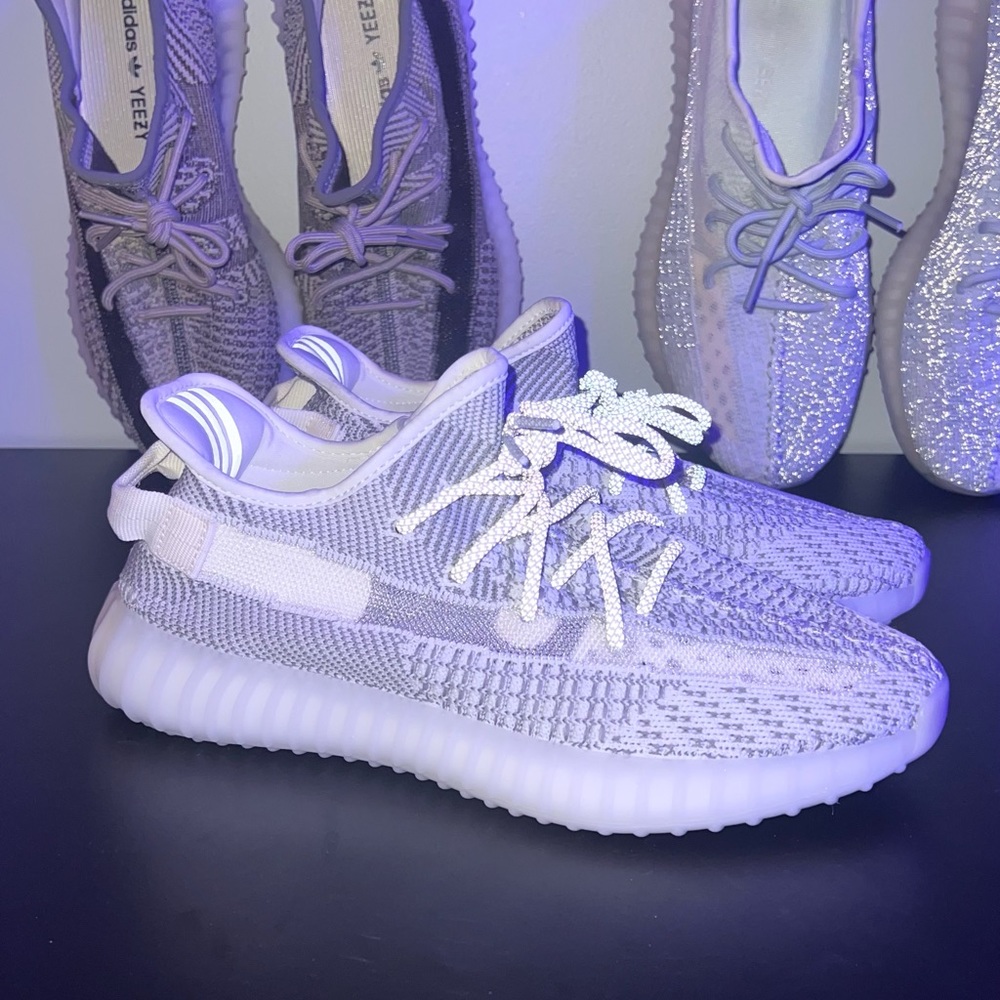 Non-Reflective Static Yeezy 350’s (VNDS) - Size 10